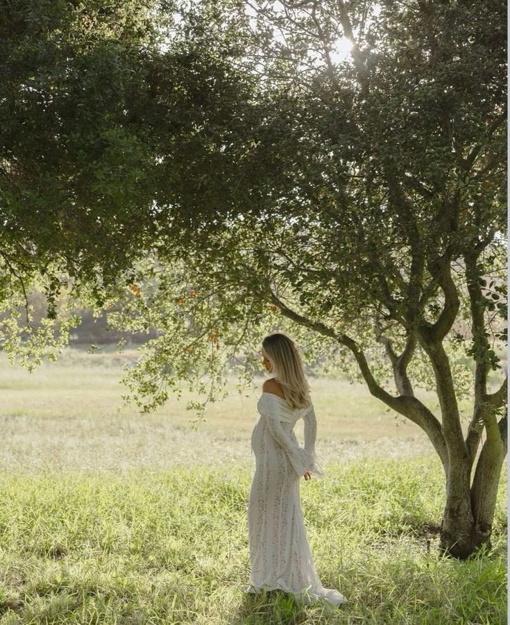 Grace - Elegant Hollow Out Lace Maternity Dress