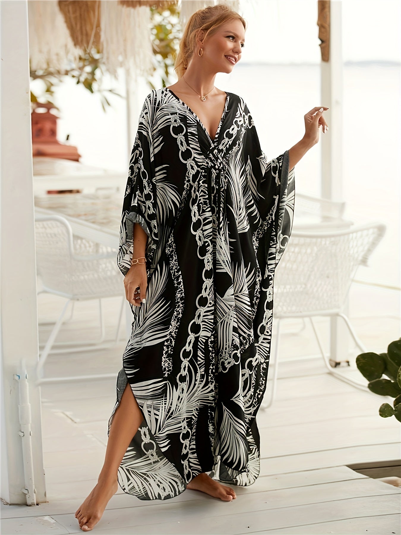 Evelyn - V-Neck Batwing Tropical Dress